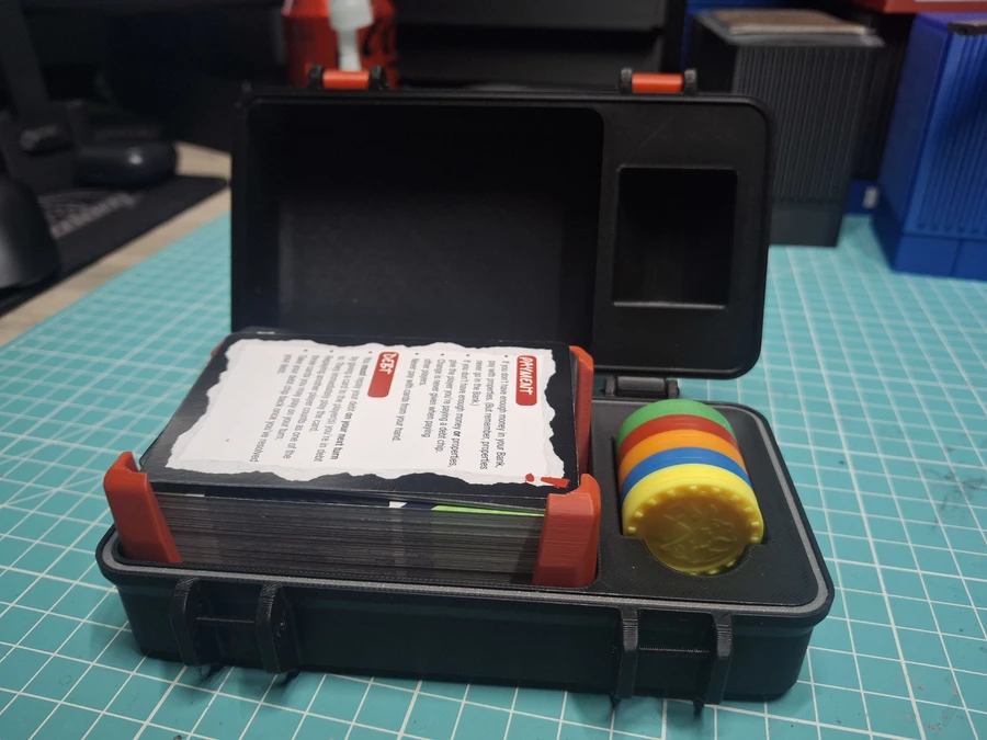 فایل سه بعدی | Monopoly Deal V4 Storage Case - No Mercy Edition